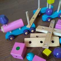 木のおもちゃ★知育玩具★組み立て汽車・車_画像2