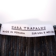 【人気】ZARA TRAFALUC/ザラ トラファルック オーロララメ フリルスリーブ リブトップス ブラックベース サイズS レディース/9190_画像6