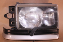 ★2nd　レンジローバー　4.6HSE　Ｈ12年式　GL-LP60D ヘッドライト右　L1-1★_画像1