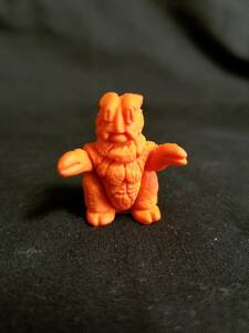 Исправление персонажа № 37 Ultraman Monster Eraser Eraser Saigo Orange