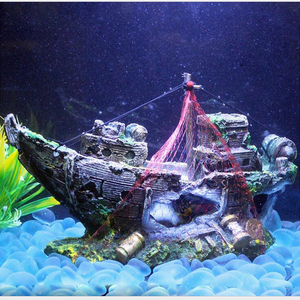 【送料無料】水槽 インテリア アクアリウム 熱帯魚 神秘的 装飾 オブジェ 海賊船 沈没船 アクセサリ オーナメ