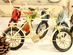 ノスタルジックデコ バイシクル ミニチュア 自転車 雑貨 自転車模型 レトロ 置物 オブジェ インテリア小物 オーナメント 店舗用 ホワイト