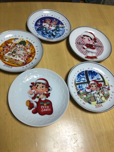 ペコちゃん クリスマスプレート 1997年 2001年 2002年 2003年