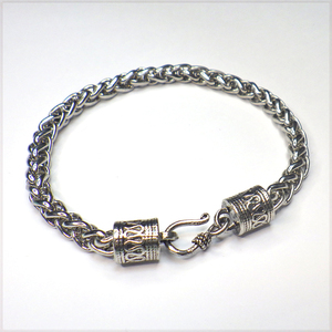 [BRACELET] ヴィンテージ スタイル ダブル クロス カービング チェーン 円筒 彫刻 金具 フック ロック ブレスレット 230mm 【送料無料】