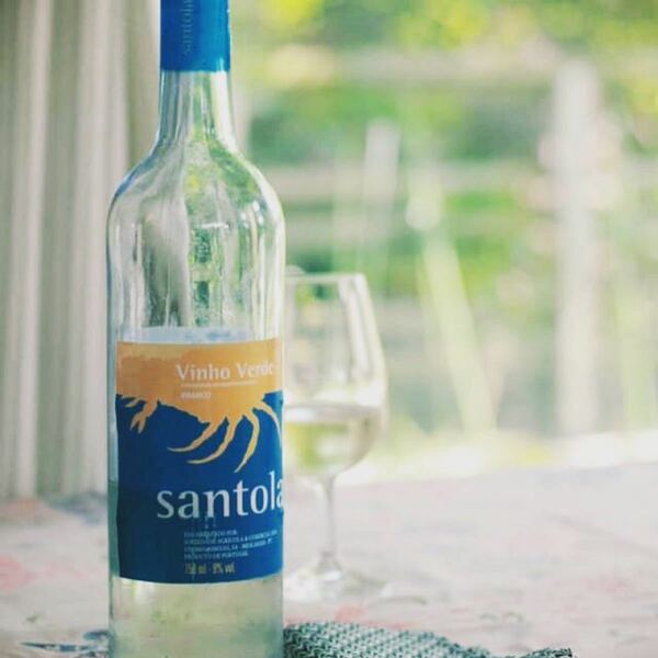 ポルトガル産白ワイン(微発泡)サントラ 1本 正規輸入品