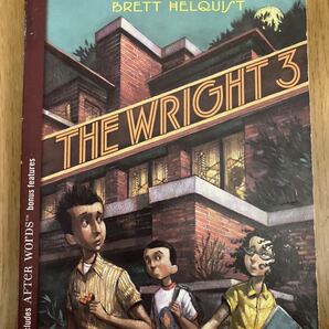 Wright 3 by Blue Balliett and illustrated by Brett Helquist 英語の子供向けの小説