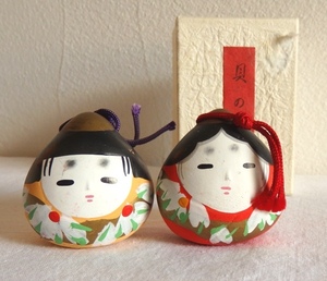 Art hand Auction Earthen bell, Hina doll, 2 pieces, Folk craft, Souvenir, Local toy, Retro, doll, character doll, Japanese doll, others