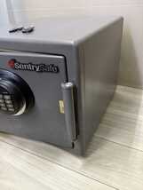  Sentry Safe セントリ　耐火金庫 デジタルキーパッド ファイヤー セントリー _画像5