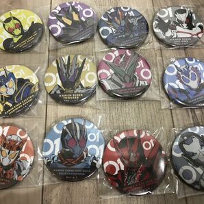 仮面ライダーゼロワン 01 あたりツキ トレーディング缶バッジ バッジ 12種の画像1