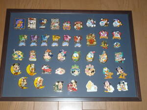 ディズニー 額装 ピンバッジ43個セット ミッキーマウス