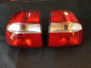  free shipping VOLVO Volvo V40 4B4204W original tail lamp lens light left right set used 