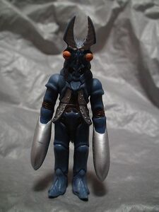 ウルトラマンコスモス THE FIRST CONTACT ①月25食玩 怪獣 ミニ ソフビ 人形 バルタン星人・ベーシカル 2001年「検 映画 クレバーゴン