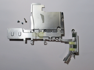 レノボ ThinkPad X60/X60S/X61/X61S用 LCDケーブル絶縁・シールド板 （ねじ付き）