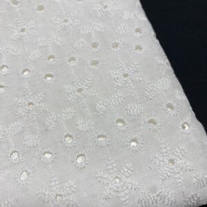 刺繍コットンレース生地ハギレ