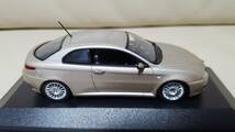 1/43★MINICHAMPS ミニチャンプス★Alfa Romeo GT 2003_画像9