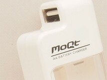 MoQt USB 単3電池充電器 AA BATTERY CHARGER 単3 2本 乾電池 管12292_画像2