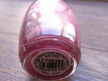 送料無料●激レア●新品●OPI●SR 6R8　Star-ring the Rockettes! 　　　●ホリデー限定Radio City Rockettes Collection_画像2