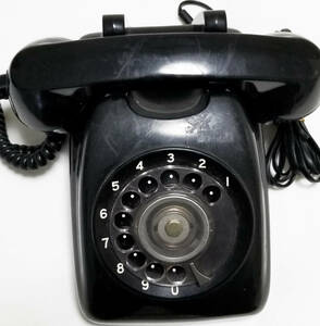  Showa era. surface .NTT 600-A1 dial type telephone machine black telephone 