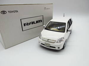 1/24 トヨタ ラウム RAUM 非売品 カラーサンプル ミニカー　スーパーホワイトⅡ