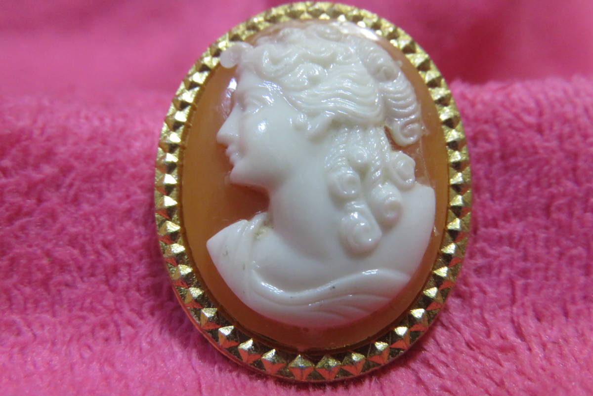 Q5779　　ブローチ　　カメオ