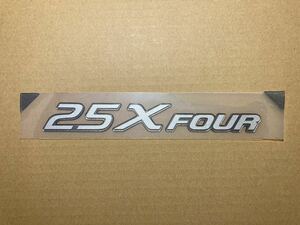 新品 未使用 リア エンブレム ステージア C34 25 X FOUR