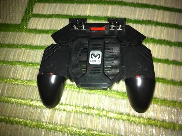 MEMO Mobile Game モバイルゲーム用 ゲームパッド ジャンク品