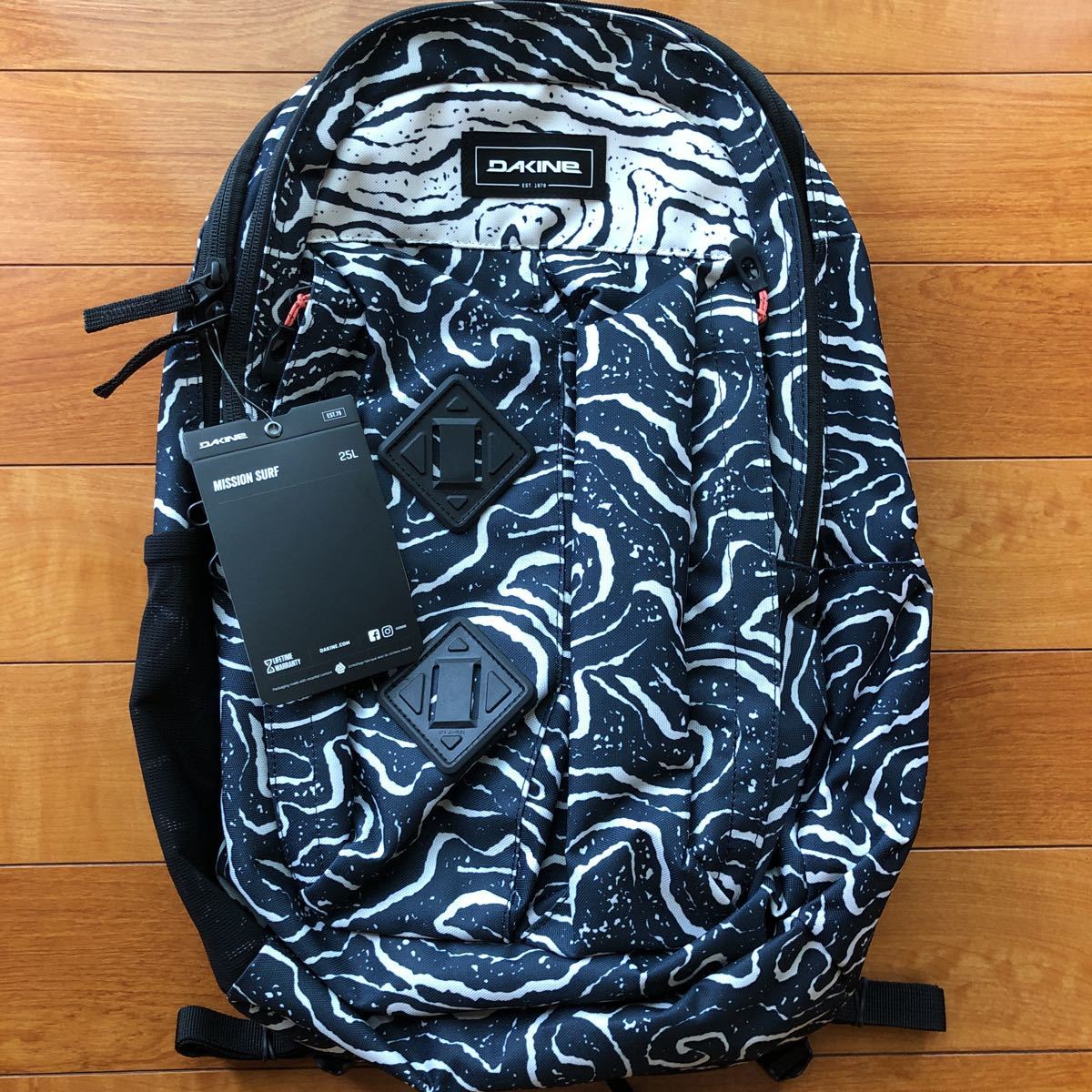 安いdakine バックパックの通販商品を比較 | ショッピング情報のオーク