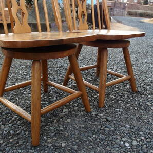 【21F07 O】ダイニングチェア 2脚セット 食卓椅子 木製 ナチュラル 楢無垢材 カントリー調 回転式の画像2