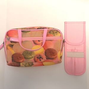 未使用品 マカロン柄 化粧ポーチ コスメポーチ