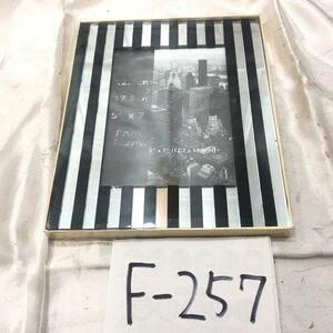 photograph frame フォトフレーム 写真入れ インテリア おしゃれ mirrored glass with black stripe design ブラック 黒 12.7x17.8cm F-257