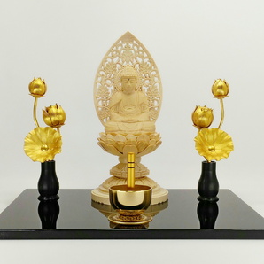 ステージ仏壇【安らぎ】Aセレクション 黒 仏像(丸台座 座釈迦)、華鋲付ミニ常花、豆りん付き