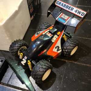 レトロ【TAIYO R/C GRABBER 4WD タイヨー ターボグラバー 中古品 ジャンク 動作完全未確認 修理できる方やディスプレイ用に 黒 当時物