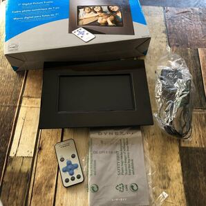 DYNEX digital 7インチ デジタルフォトフレーム スライド再生 写真再生 写真フレーム
