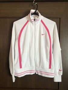 ナイキ NIKE 国内正規品 ジャケット ジャージ ジップアップ ロゴ 刺繍