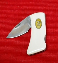 NO.MC-2　KARTZ USA Money Clip Knife・ホワイトマイカルダーアイボリーハンドル・Stainless steel Blade:4cm。Closed:7ｃｍ_画像2