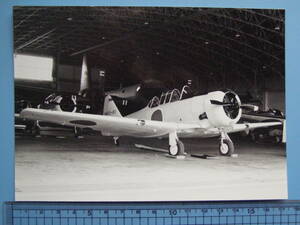 (A34) 写真 古写真 飛行機 航空自衛隊 ノースアメリカン T-6 練習機 航空機 プロペラ機