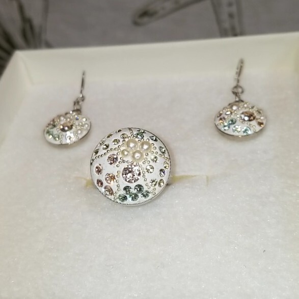 【A016】ピアス リング SWAROVSKI 手作り アクセサリー