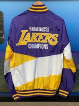 USA正規品 【2XL】 JHデザイン LA ロサンゼルス Lakers レイカーズ 限定 2020チャンピオンズ 記念モデル RIPSTOP リップストップジャケット_画像1