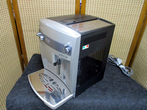 DeLonghi/デロンギ 全自動 エスプレッソ マシン シルバー ESAM03110S マグニフィカ 札幌市 中央区　　