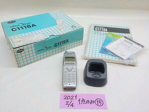 ♪1点のみ　cdma One C111SA 　中古　携帯電話　⑮　2021-2/4　（3-9）