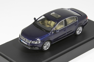 シュコー 1/43 VW パサートセダン 2010 ダークブルー Schuco VW Passat Sedan