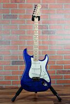 Fender Custom Shop Deluxe Stratocaster 2015 Satin Transparent Cobalt Blue With AAA Quilted Maple Top フェンダー カスタムショップ_画像3