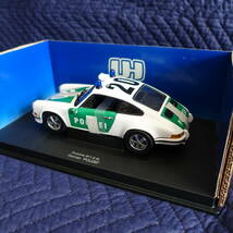 UH Porsche 911 2.4L German POLIZEI 1:18_画像2