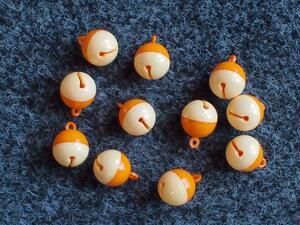 レトロビンテージ手芸雑貨ボタン＊鈴みたいなボタン・Φ13㎜・オレンジ・11個セット☆パーツ素材リメイク