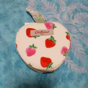 [52] клубника # Cath Kidston # ячейка для монет 