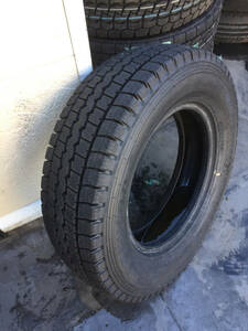 【中古Tires A565】202008製 9.9分山Studless Dunlop 195/75R15 109/107L WINTER MAXX LT03　1本のみ