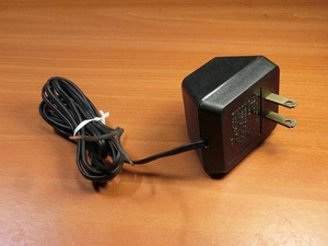 Battery Charger AC6.5V 250mA （Ψ48）