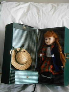 ANNE of Green Gables（赤毛のアン）　陶器の人形 オリジナル箱（ケース）付き　着せ替え