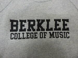 新品　バークリー・カレッジ・オブ・ミュージック　スウェット　Ｍ　　アメリカ　大学