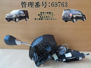 H19 ヴォクシー ZRR70W ATシフト/オートマチックシフトレバー/ノブ